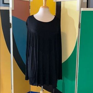 “Pebble & Stone” long sleeve top w/ fringe detail